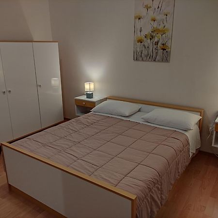 פרימוסטן Apartment Landeka מראה חיצוני תמונה